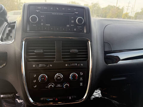 2017 Dodge Grand Caravan SE Plus