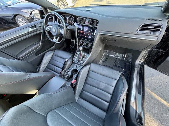 2019 Volkswagen Golf GTI SE