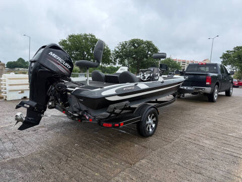 2016 Stratos 176 VLO