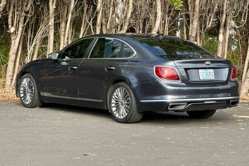 2020 Kia K900 Luxury