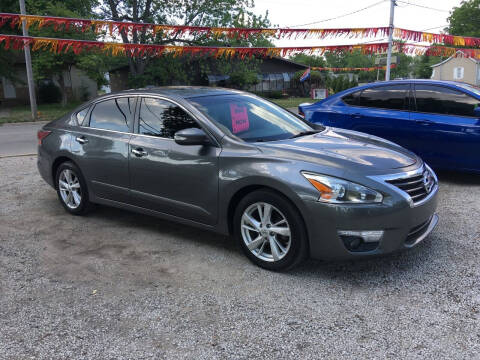 2014 Nissan Altima for sale at Antique Motors in Plymouth IN