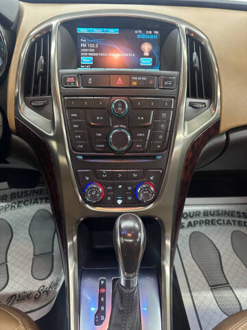 2012 Buick Verano Leather Group