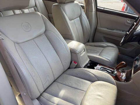 2011 Cadillac DTS Premium Collection