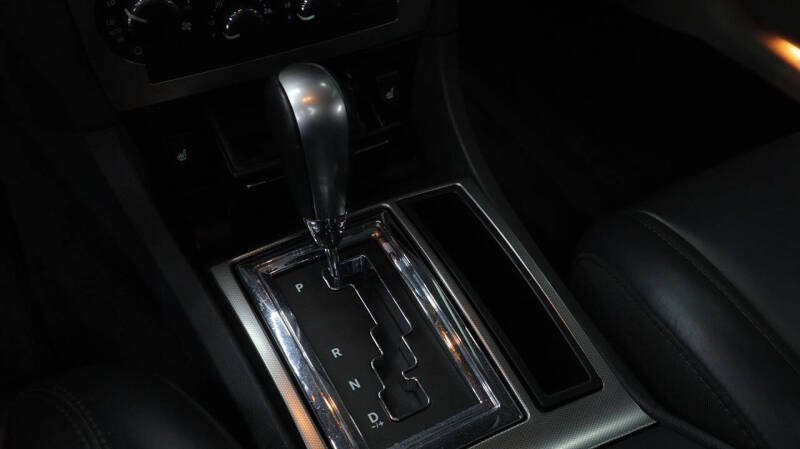 2006 Chrysler 300 SRT-8