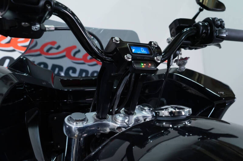 2023 Harley-Davidson Softail Standard