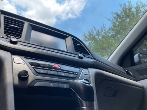 2018 Hyundai Elantra