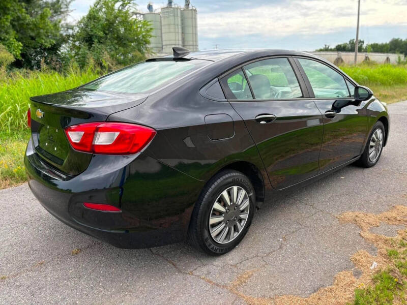 2018 Chevrolet Cruze LS Auto