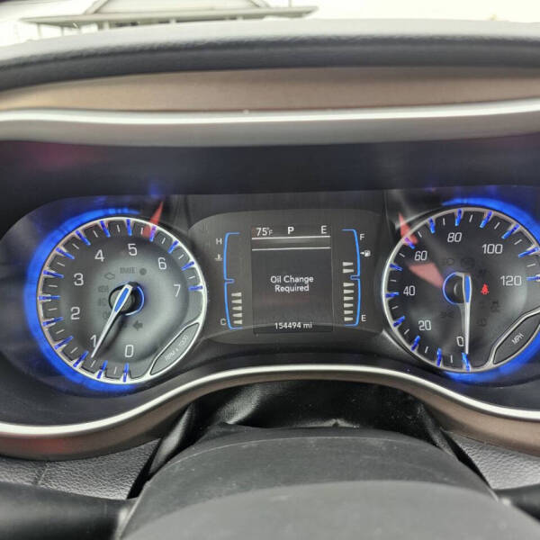 2017 Chrysler Pacifica Touring-L