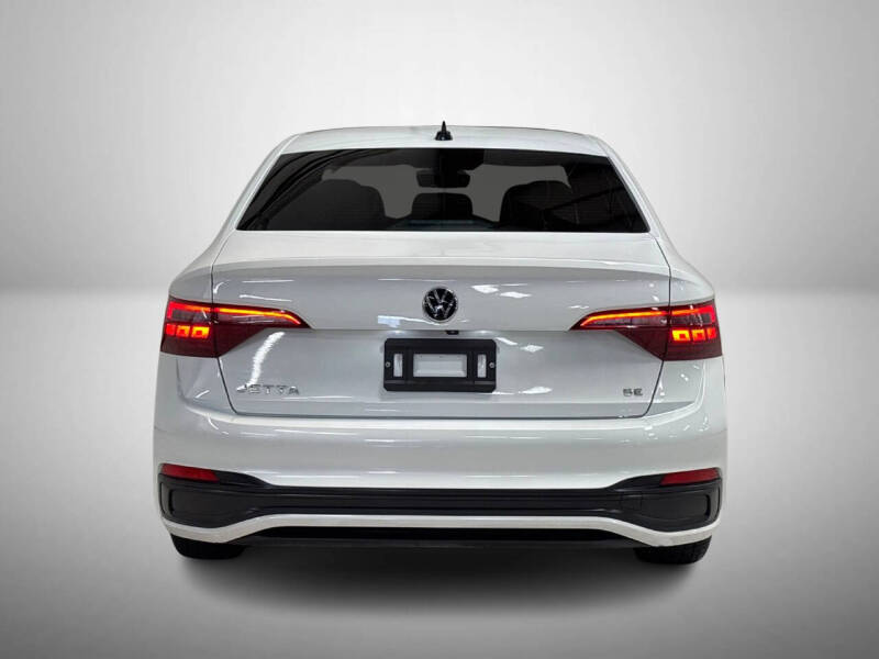 2024 Volkswagen Jetta SE