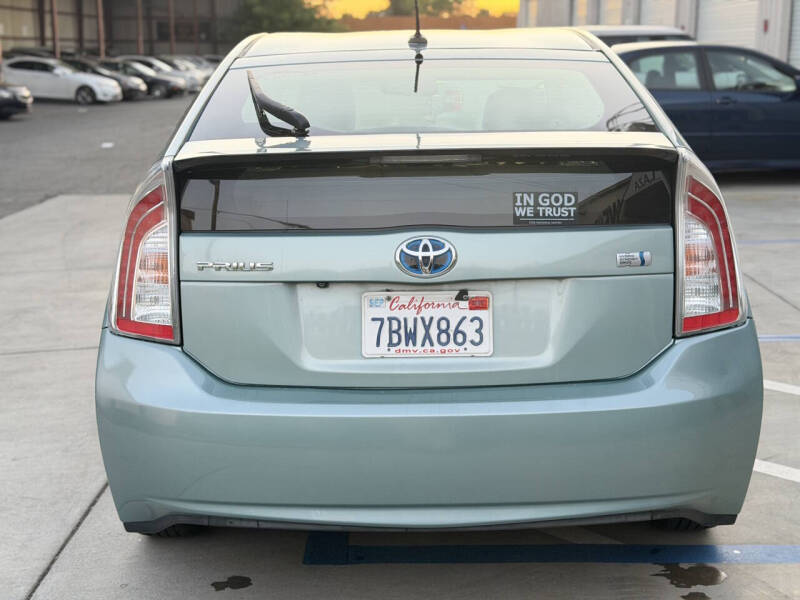 2013 Toyota Prius Four