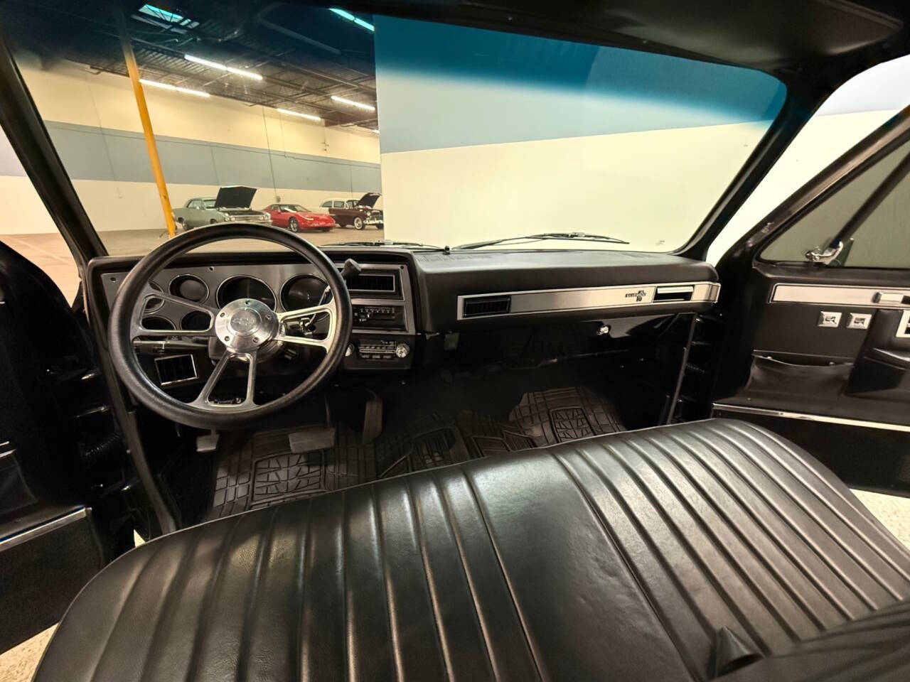 1987 Chevrolet R/V 10 Series 26