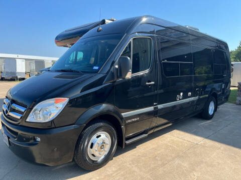 2013 Airstream IS 24NCV3 Lounge Ext for sale at Custom Auto Sales - RV'S in Longview TX