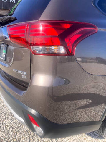 2016 Mitsubishi Outlander SEL