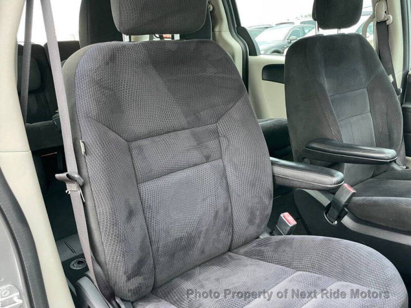 2015 Dodge Grand Caravan American Value Package