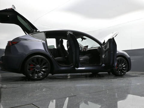 2023 Tesla Model Y Performance