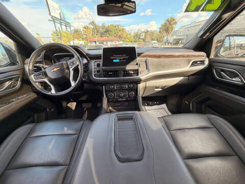 2024 Chevrolet Suburban LT