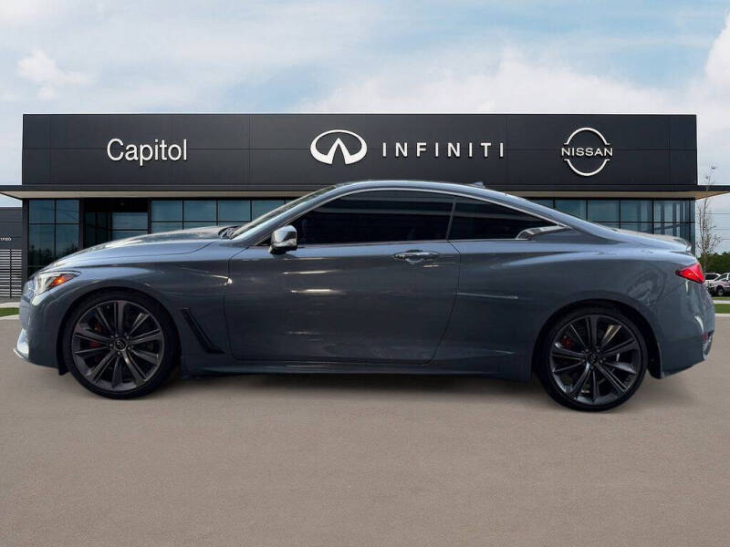 2022 Infiniti Q60 Red Sport 400