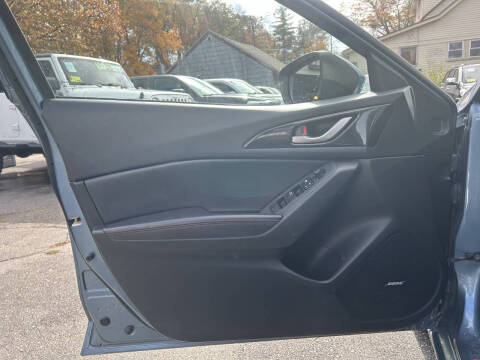 2015 Mazda MAZDA3 i Grand Touring