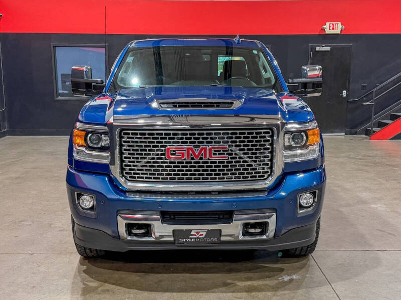 2017 GMC Sierra 3500HD Denali
