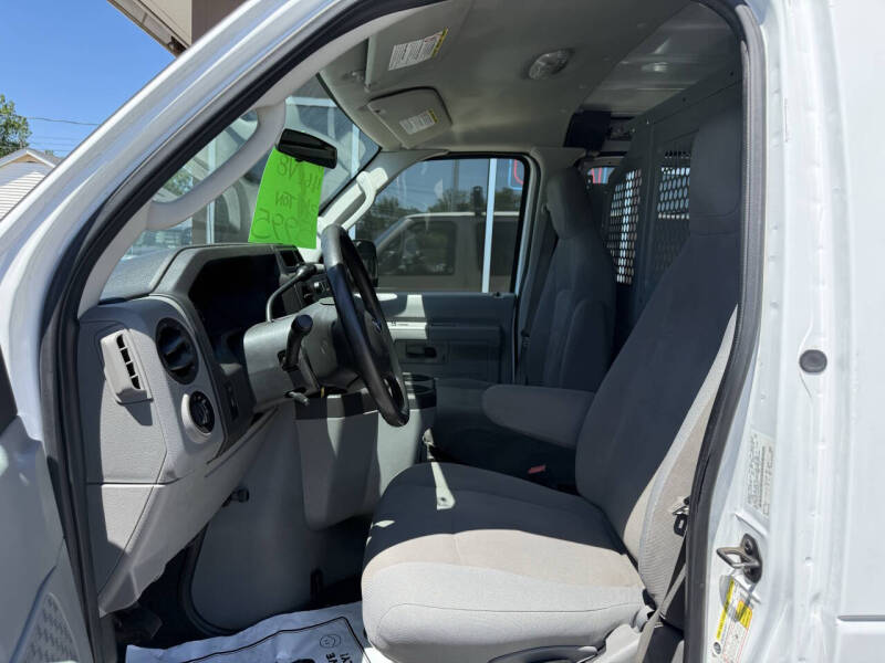 2013 Ford E-Series E-250