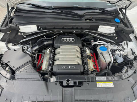 2011 Audi Q5 3.2 quattro Premium Plus