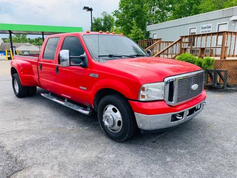 2006 Ford F-350 Super Duty for sale at BRYANT AUTO SALES in Bryant AR