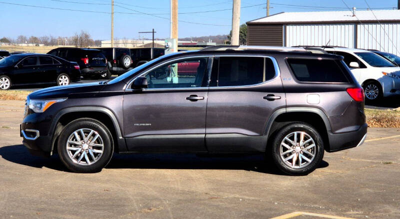 2017 GMC Acadia SLE-2
