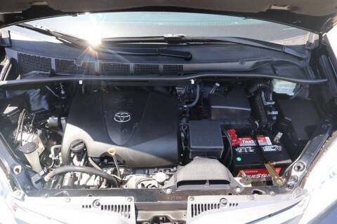 2019 Toyota Sienna XLE 8-Passenger