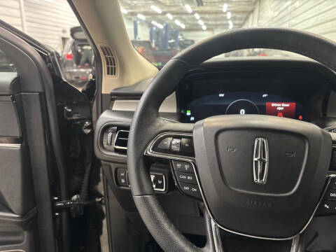 2022 Lincoln Nautilus Standard