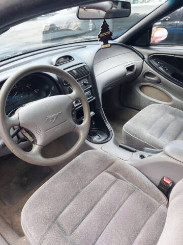 1994 Ford Mustang