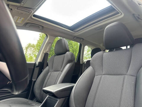 2023 Subaru Forester Premium