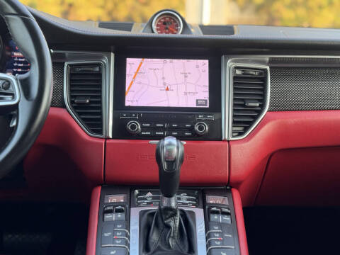 2018 Porsche Macan GTS