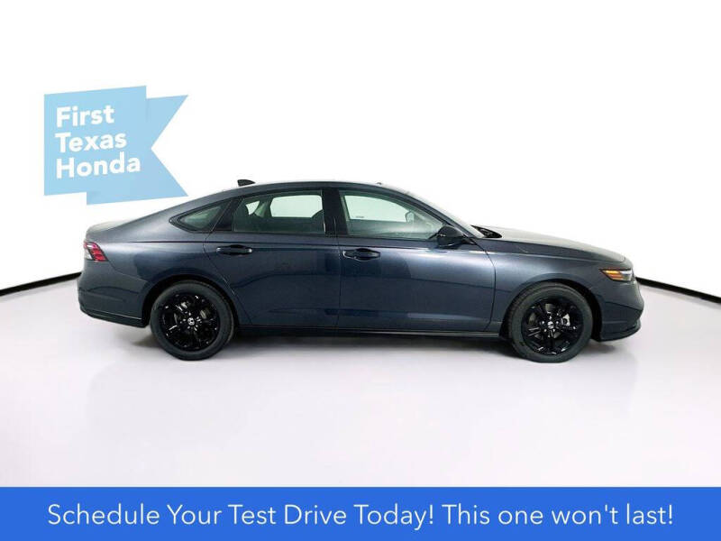 2025 Honda Accord SE