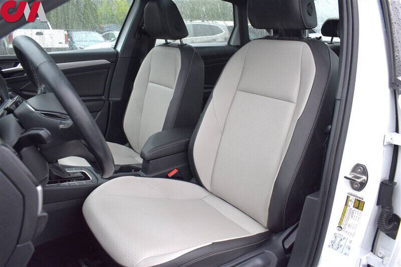 2021 Volkswagen Jetta R-Line