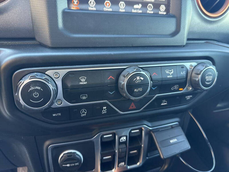 2021 Jeep Gladiator Mojave