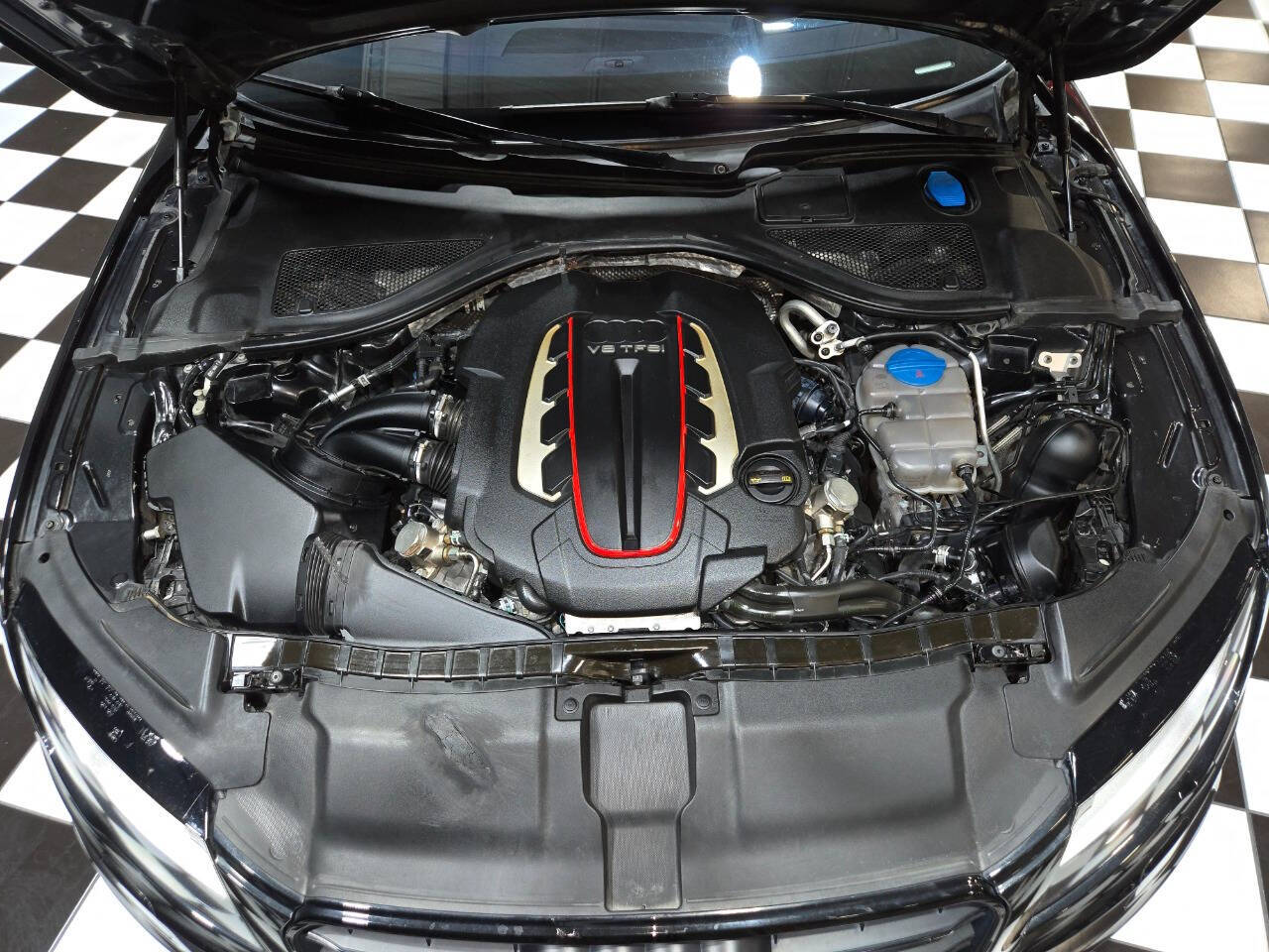 2014 Audi S7 32