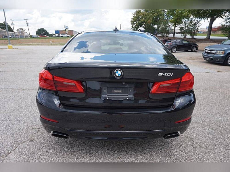 2017 BMW 5 Series 540i