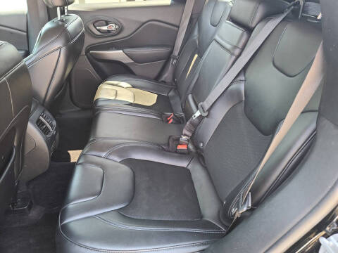 2019 Jeep Cherokee Altitude