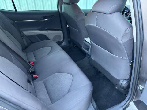 2022 Toyota Camry LE