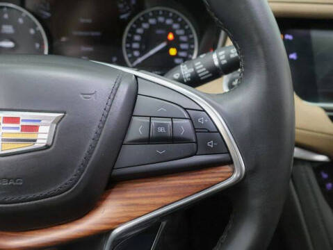 2018 Cadillac XT5 Platinum