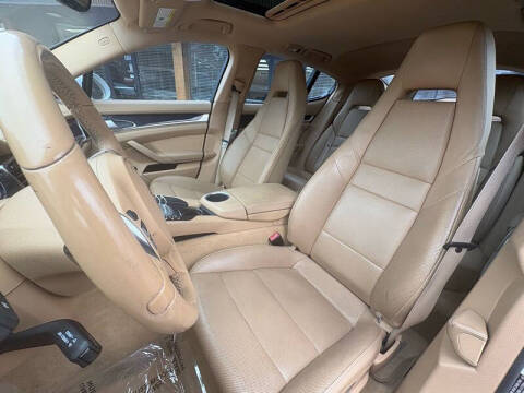 2012 Porsche Panamera S Hybrid