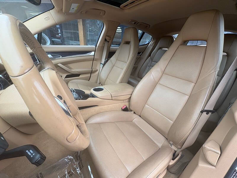 2012 Porsche Panamera S Hybrid