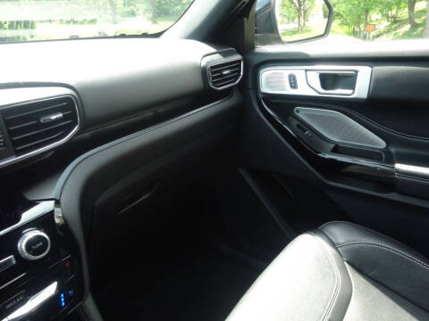 2022 Ford Explorer ST