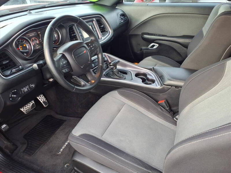 2015 Dodge Challenger SXT