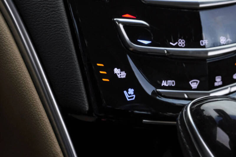 2014 Cadillac XTS Premium Vsport