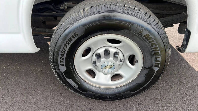 2022 Chevrolet Express 2500