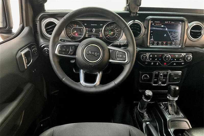 2021 Jeep Gladiator Overland