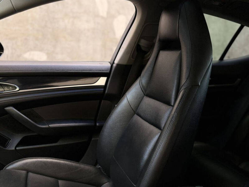 2015 Porsche Panamera