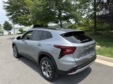 2025 Chevrolet Trax LT