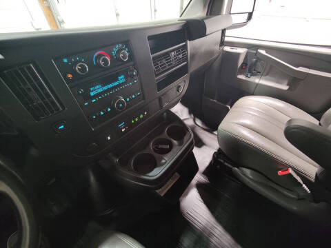 2023 Chevrolet Express 2500